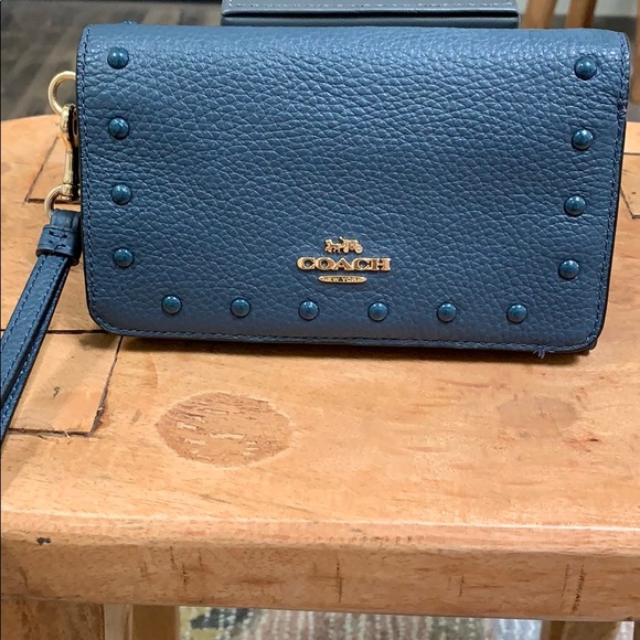 Coach Handbags - Coach Wristlet Wallet